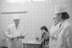 Первый главный врач больницы Владимир Николаевич Мудрак. 1981