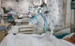 Врач объяснил высокую смертность от COVID-19 в России