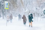 Утром январь, вечером апрель.