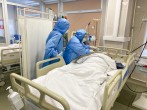 Нет гарантий того, что омикрон-штамм коронавируса станет финальной стадией пандемии...