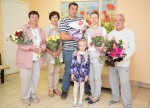НАШИ МАЛЫШИ: Из роддома со свидетельством о рождении ребенка на руках